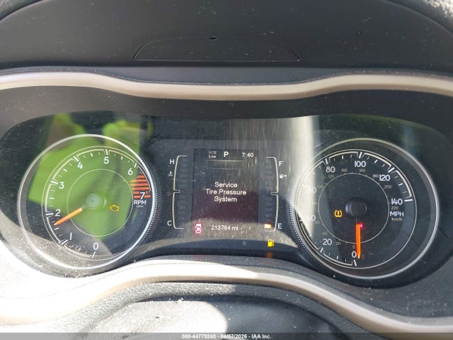 1C4PJLAB0GW161081 Jeep Cherokee Sport
