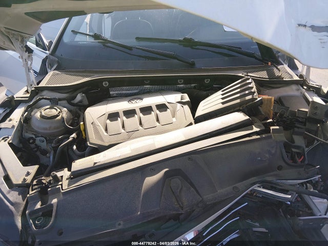 2019 VOLKSWAGEN ARTEON WVWCR7AN6KE027036 Photo 9