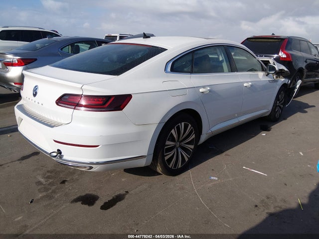 2019 VOLKSWAGEN ARTEON WVWCR7AN6KE027036 Photo 3