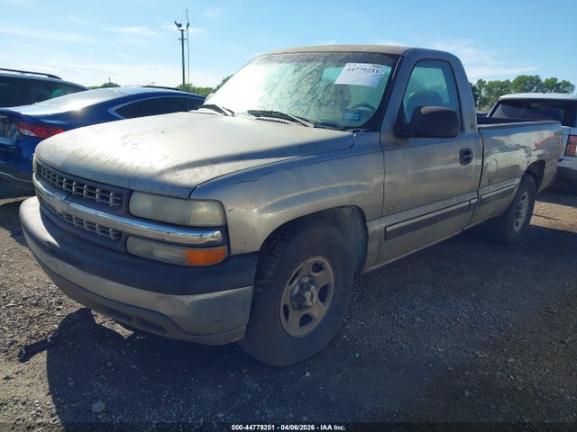 2001 CHEVROLET SILVERADO 1500 1GCEC14V01Z197452 Photo 1