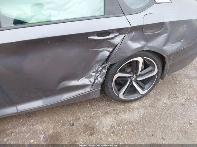 1HGCV1F31JA103110 Honda Accord Sport