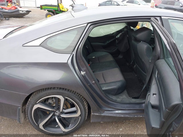 1HGCV1F31JA103110 Honda Accord Sport