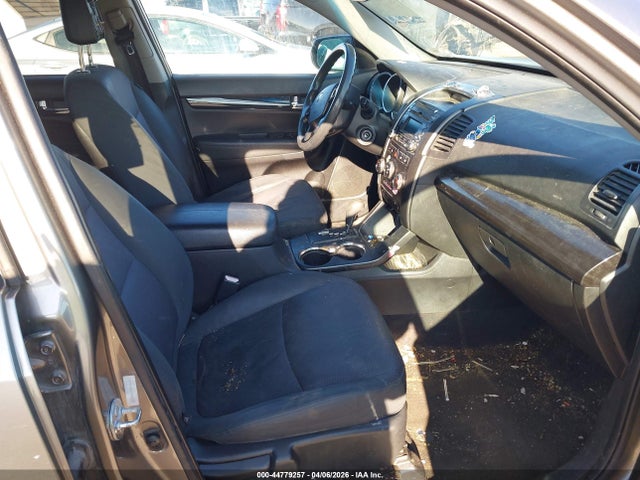 Aukcja sprzedaży 2012 Kia Sorento Lx, vin: 5XYKT3A62CG286582, numer aukcji: 44779257