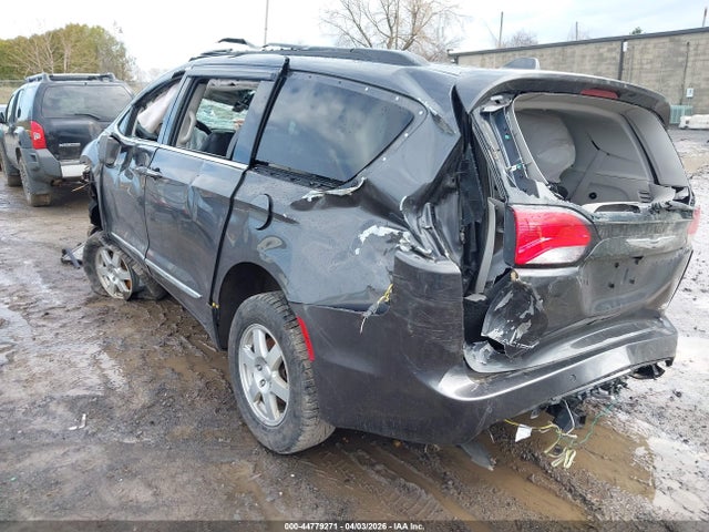 Aukcja sprzedaży 2017 Chrysler Pacifica Touring-l, vin: 2C4RC1BG7HR661508, numer aukcji: 44779271