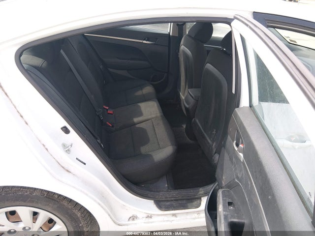 Продаж на аукціоні авто 2019 Hyundai Elantra Se, vin: 5NPD74LF2KH434947, номер лоту: 44779303