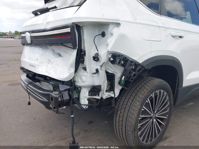 Продаж на аукціоні авто 2025 Volkswagen Taos 1.5t Se, vin: 3VVSC7B23SM060556, номер лоту: 44779319