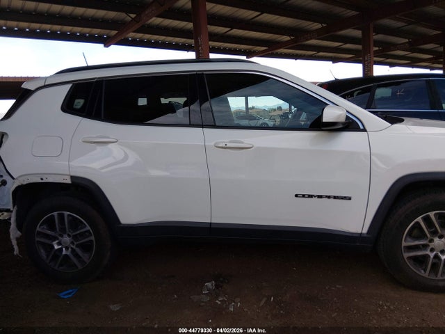Jeep Compass Latitude 4x4 2018 3C4NJDBB3JT114877 Image 14
