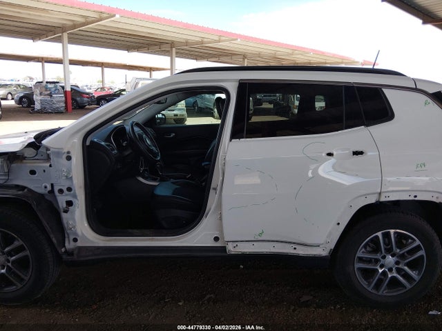 Jeep Compass Latitude 4x4 2018 3C4NJDBB3JT114877 Image 15