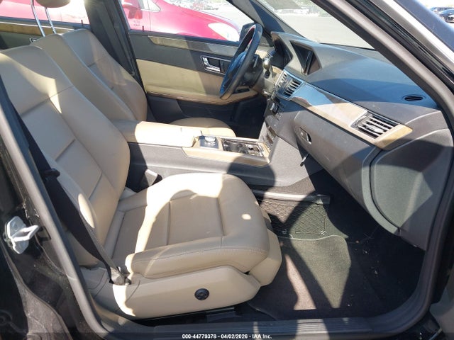 2010 MERCEDES-BENZ E 350 WDDHF8HB2AA098844 Photo 4