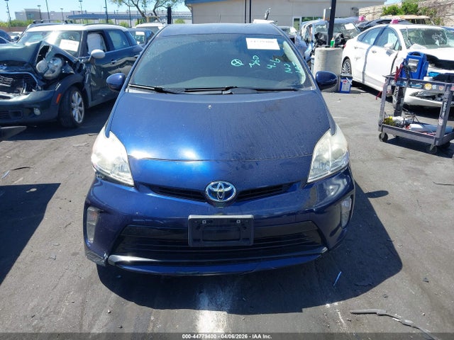 Toyota Prius Two 2015 JTDKN3DU1F2002927 Image 12