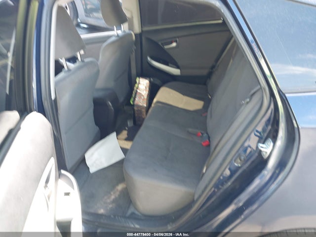 Toyota Prius Two 2015 JTDKN3DU1F2002927 Image 8
