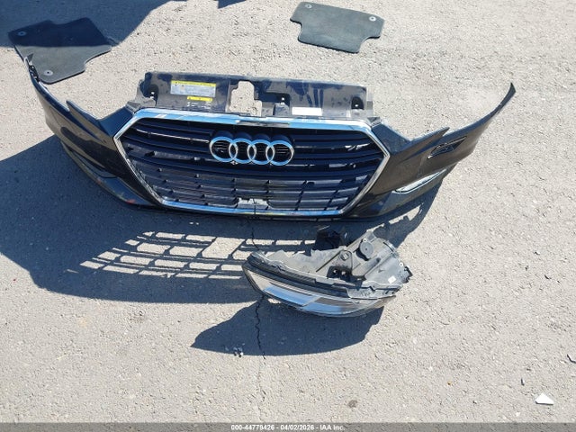 WAUAUHFF0J1056175 Audi A3 2.0t Premium/2.0t Tech Premium