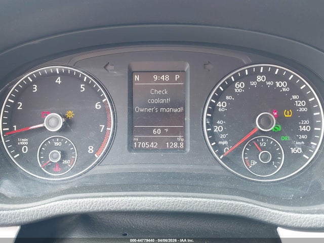 2013 Volkswagen Passat 2.5l Se მანქანა იყიდება აუქციონზე, vin: 1VWBH7A36DC064869, აუქციონის ნომერი: 44779440