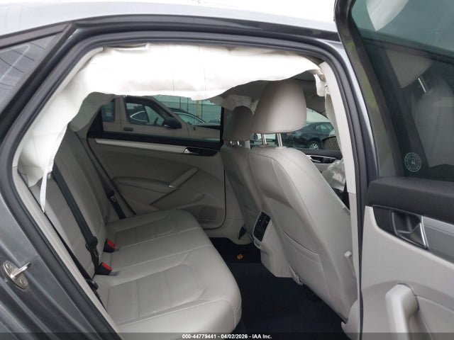 2019 Volkswagen Passat 2.0t Wolfsburg Edition მანქანა იყიდება აუქციონზე, vin: 1VWLA7A3XKC003269, აუქციონის ნომერი: 44779441