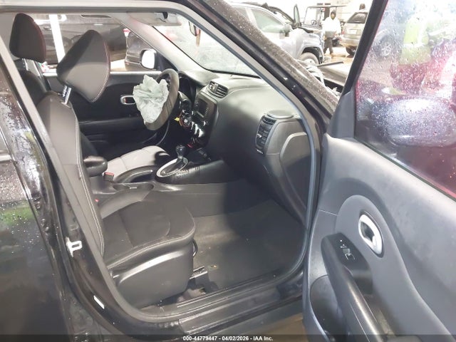 44779447 :رقم المزاد ، KNDJN2A22H7495810 vin ، 2017 Kia Soul مزاد بيع