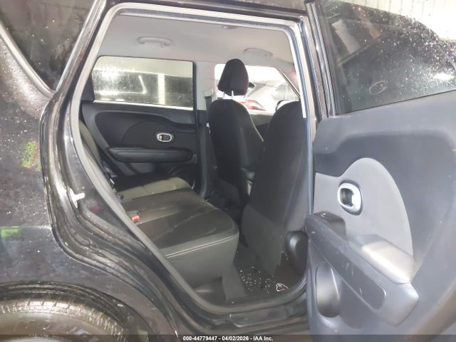 44779447 :رقم المزاد ، KNDJN2A22H7495810 vin ، 2017 Kia Soul مزاد بيع