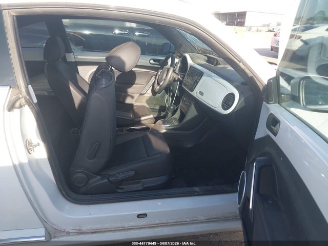 44779449 :رقم المزاد ، 3VWJA7AT9FM645722 vin ، 2015 Volkswagen Beetle 2.0l Tdi مزاد بيع