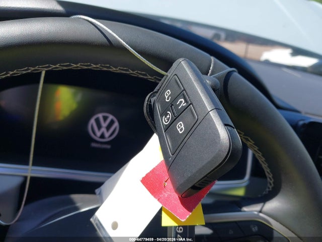 44779459 :رقم المزاد ، 3VVSC7B24SM062946 vin ، 2025 Volkswagen Taos 1.5t Se مزاد بيع