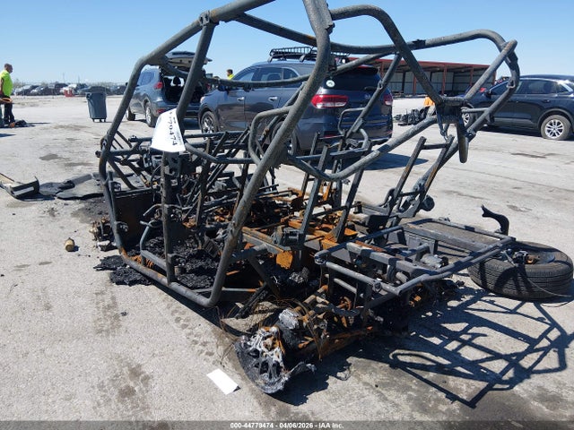 44779474 :رقم المزاد ، JKBRTCJ15NB505525 vin ، 2022 Kawasaki Krt800 J/k مزاد بيع