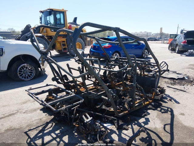 44779474 :رقم المزاد ، JKBRTCJ15NB505525 vin ، 2022 Kawasaki Krt800 J/k مزاد بيع