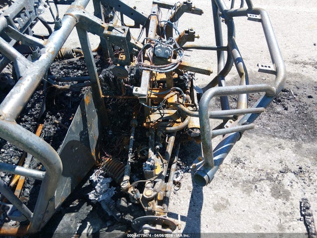 44779474 :رقم المزاد ، JKBRTCJ15NB505525 vin ، 2022 Kawasaki Krt800 J/k مزاد بيع