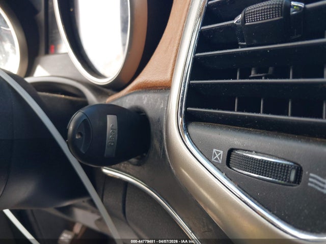 2013 Jeep Grand Cherokee Overland Summit მანქანა იყიდება აუქციონზე, vin: 1C4RJFCT9DC614997, აუქციონის ნომერი: 44779481