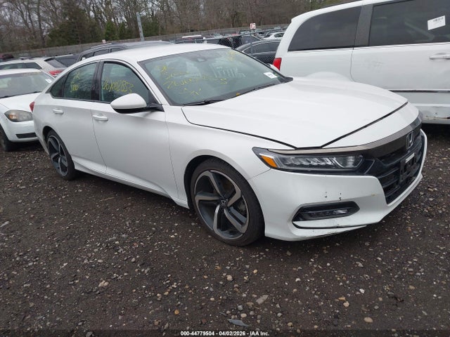 44779504 :رقم المزاد ، 1HGCV1F34JA006225 vin ، 2018 Honda Accord Sport مزاد بيع