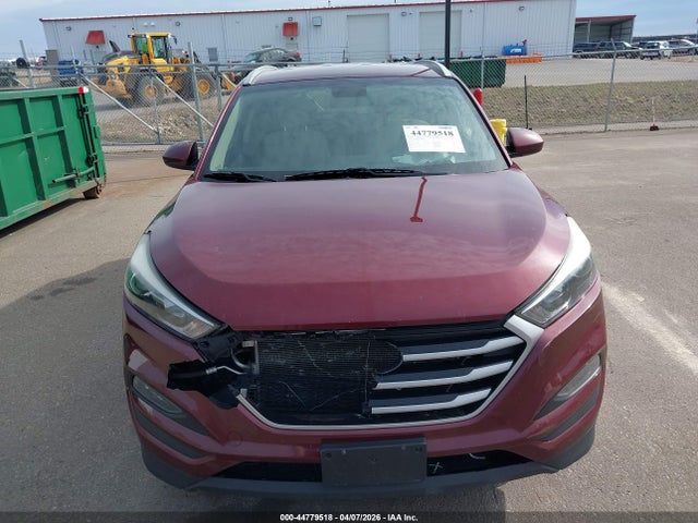 2017 Hyundai Tucson Se მანქანა იყიდება აუქციონზე, vin: KM8J3CA45HU481054, აუქციონის ნომერი: 44779518