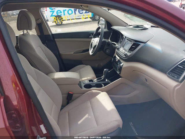 2017 Hyundai Tucson Se მანქანა იყიდება აუქციონზე, vin: KM8J3CA45HU481054, აუქციონის ნომერი: 44779518