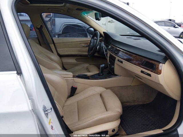 2007 Bmw 335i მანქანა იყიდება აუქციონზე, vin: WBAVB73527PA89913, აუქციონის ნომერი: 44779520