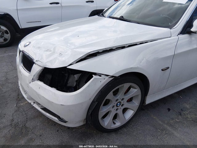 2007 Bmw 335i მანქანა იყიდება აუქციონზე, vin: WBAVB73527PA89913, აუქციონის ნომერი: 44779520
