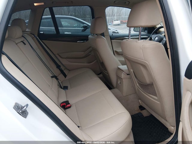 2014 Bmw X1 Xdrive28i მანქანა იყიდება აუქციონზე, vin: WBAVL1C58EVY15306, აუქციონის ნომერი: 44779532