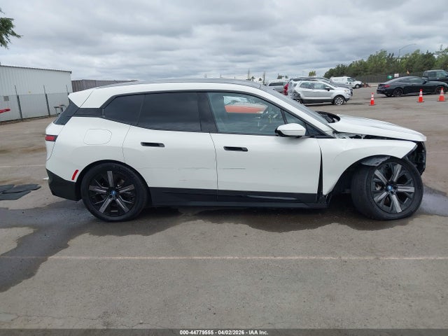 BMW Ix Xdrive50 2024 WB523CF04RCP25438 Image 14