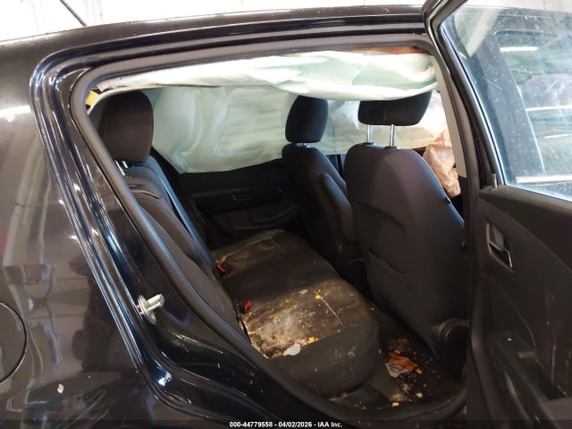 Chevrolet Sonic Lt Auto 2015 1G1JC6SG2F4134642 Image 8