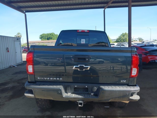 3GCUKSEJ0JG383489 Chevrolet Silverado 1500 2lz