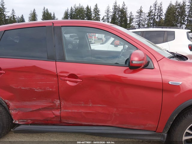 JA4AR3AW4HZ027587 Mitsubishi Outlander Sport 2.4 Se