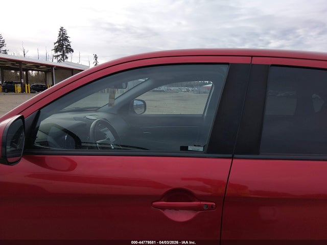 JA4AR3AW4HZ027587 Mitsubishi Outlander Sport 2.4 Se