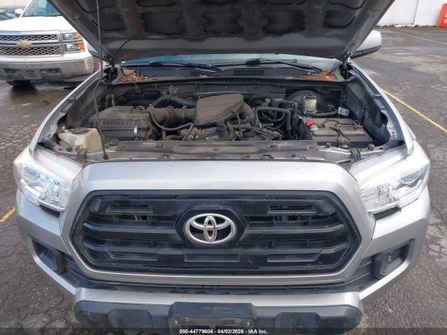 5TFSX5EN0GX044085 Toyota Tacoma Sr