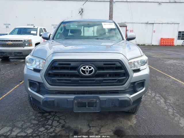 5TFSX5EN0GX044085 Toyota Tacoma Sr