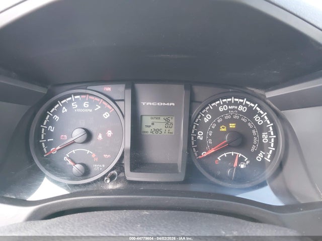 5TFSX5EN0GX044085 Toyota Tacoma Sr