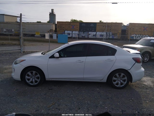 2012 Mazda Mazda3 I Sport მანქანა იყიდება აუქციონზე, vin: JM1BL1UF3C1584798, აუქციონის ნომერი: 44779630