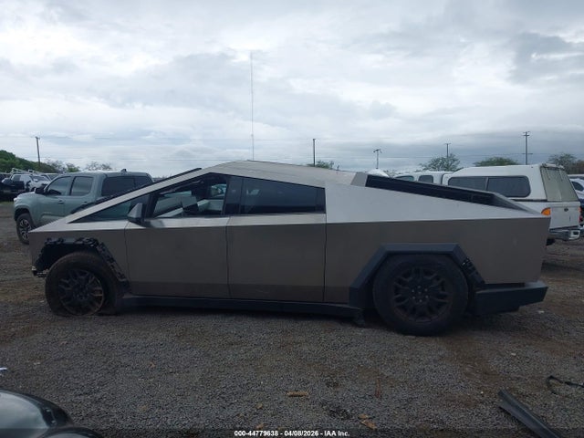 Продажа на аукционе авто 2024 Tesla Cybertruck All-wheel Drive, vin: 7G2CEHED4RA049784, номер лота: 44779638