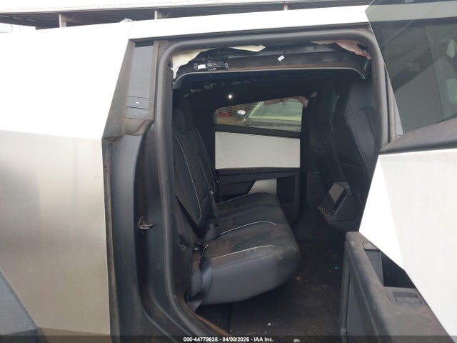 Продажа на аукционе авто 2024 Tesla Cybertruck All-wheel Drive, vin: 7G2CEHED4RA049784, номер лота: 44779638