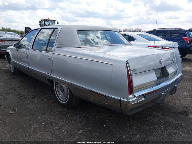 1993 CADILLAC FLEETWOOD 1G6DW5274PR718179 Photo 2