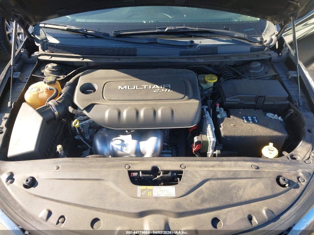 2015 Chrysler 200 Limited მანქანა იყიდება აუქციონზე, vin: 1C3CCCAB2FN534865, აუქციონის ნომერი: 44779664
