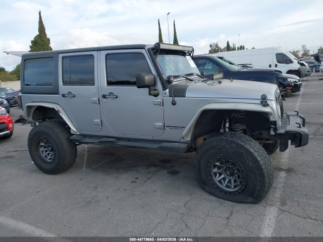 44779685 :رقم المزاد ، 1C4BJWDG8FL643350 vin ، 2015 Jeep Wrangler Unlimited Sport مزاد بيع