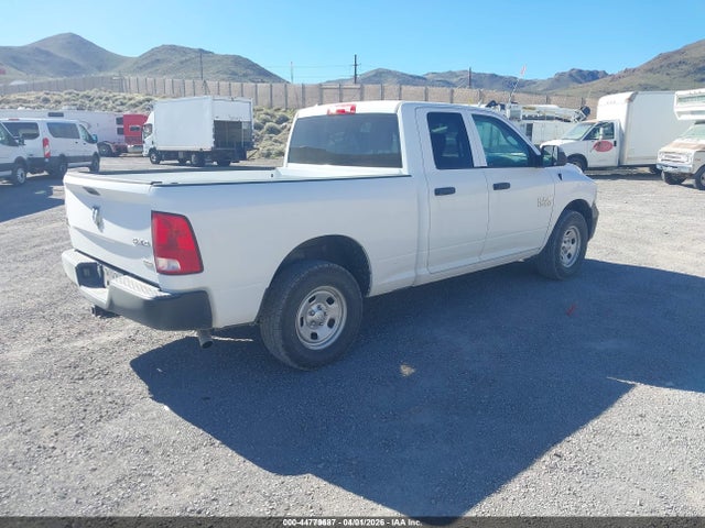 2018 RAM 1500 1C6RR7FG5JS326223 Photo 3