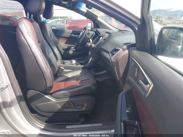 2FMPK4K9XLBA14661 Ford Edge Titanium