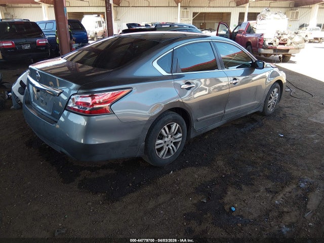 Nissan Altima 2.5 S 2014 1N4AL3AP3EN356922 Image 4