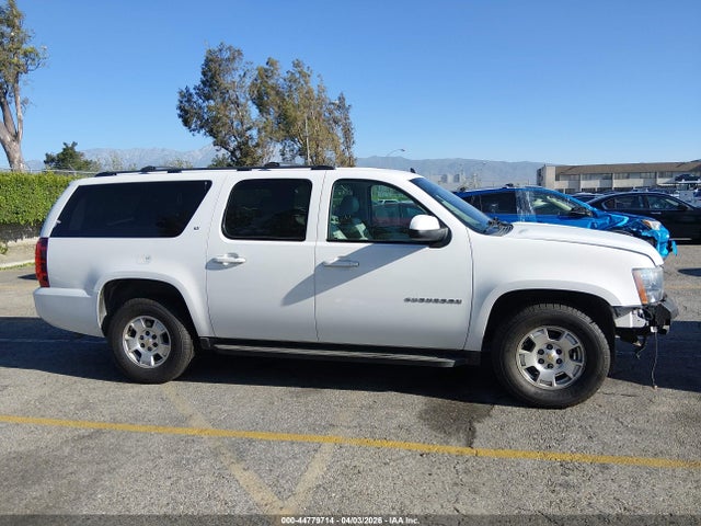 Chevrolet Suburban 1500 Lt 2014 1GNSCJE02ER110573 Image 14